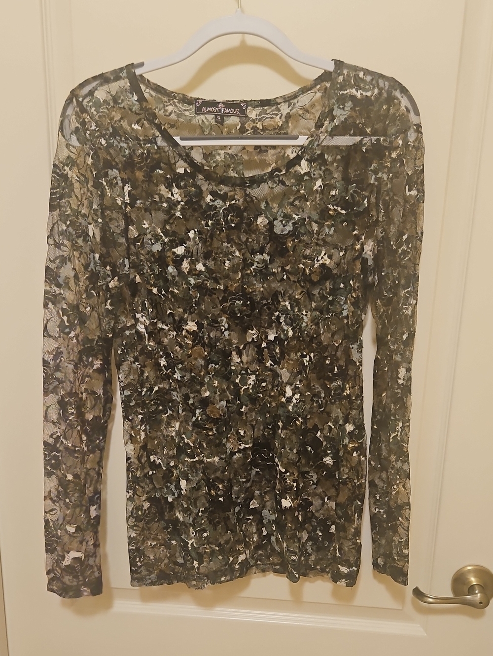 Almost FAMOUS Top Sheer Mesh See Threw Size XL Earthtones Stretchy